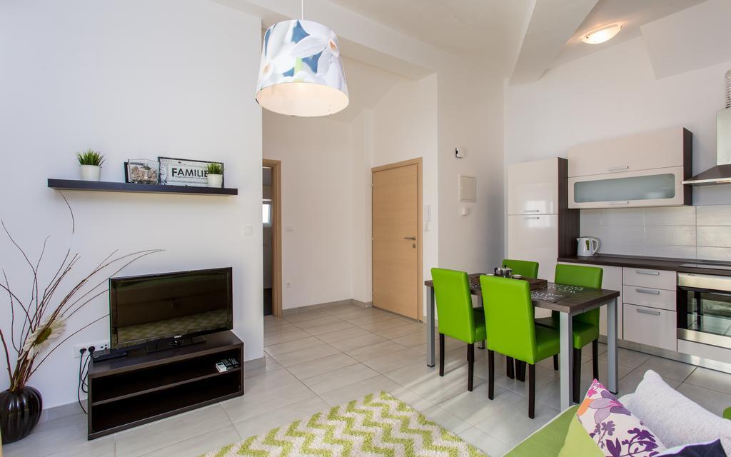 Apartments Matea Baška Exteriör bild